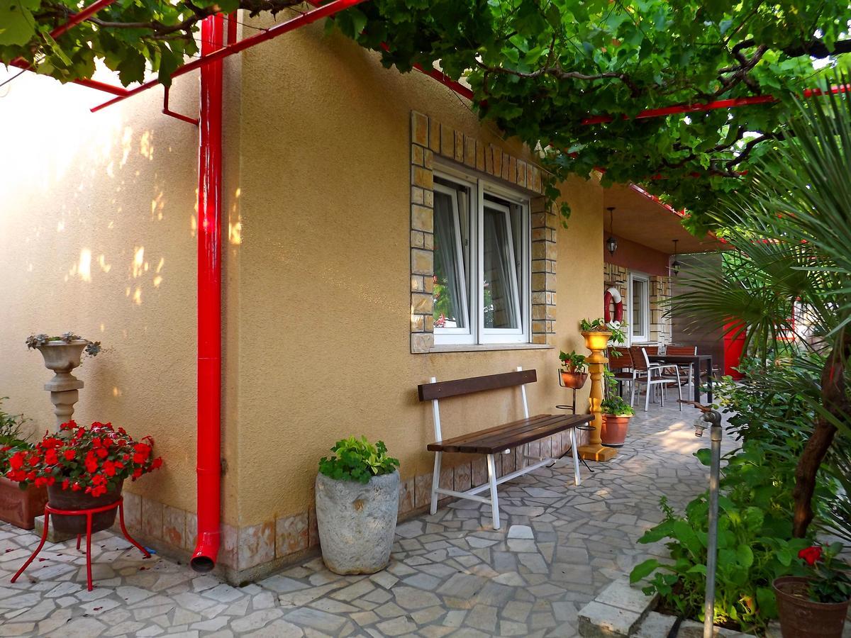 Apartments Maricic 200 Meters From The Beach Новий Винодольський Екстер'єр фото