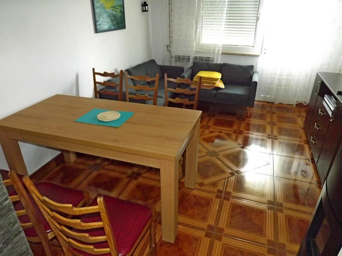 Apartments Maricic 200 Meters From The Beach Новий Винодольський Екстер'єр фото