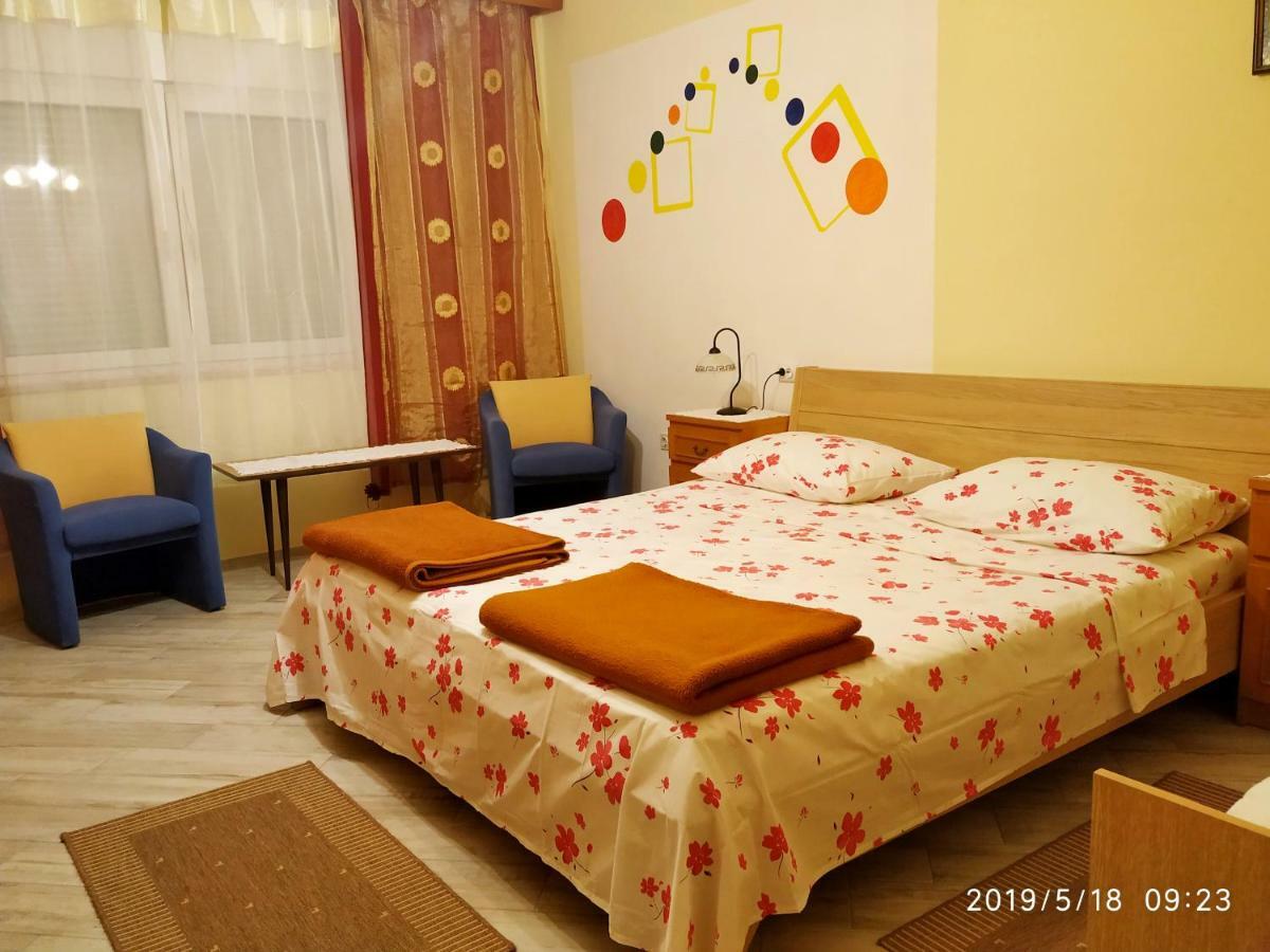 Apartments Maricic 200 Meters From The Beach Новий Винодольський Екстер'єр фото